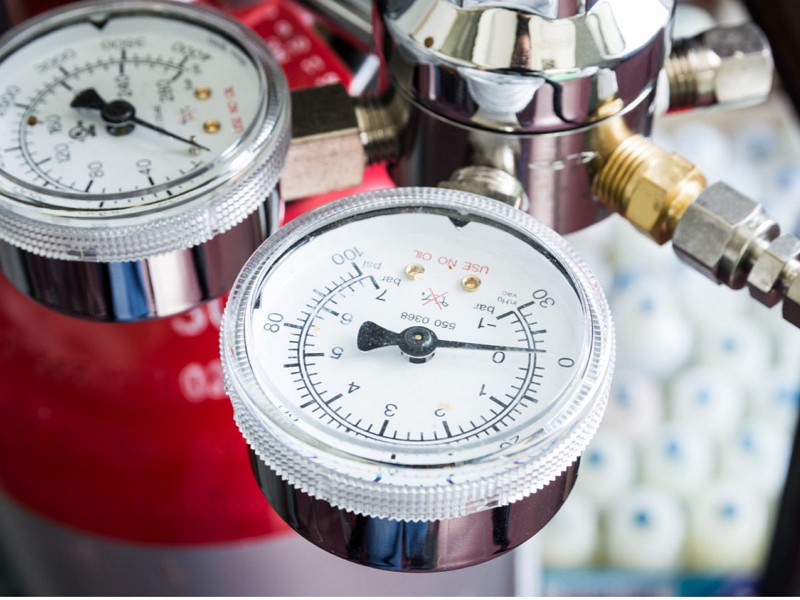 纺织行业的哪些方面使用气动调压器？